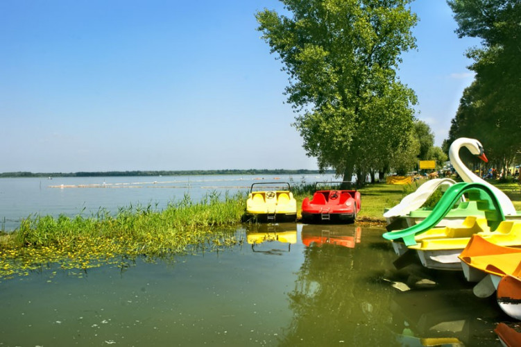 Widok przy wypożyczalni sprzęt Widok przy wypożyczalni sprzęt