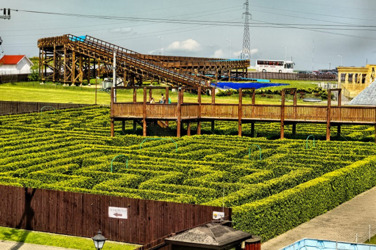 Labirynt, a za nim Dzika rzeka Labirynt, a za nim Dzika rzeka