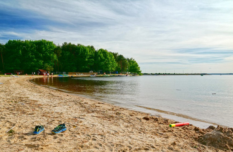 SMARDZEWICE - Plaża na Zalewie Sulejowskim SMARDZEWICE - Plaża na Zalewie Sulejowskim
