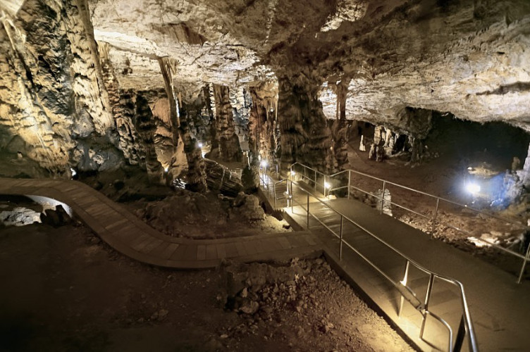 AGGTELEK - Jaskinia Baradla AGGTELEK - Jaskinia Baradla
